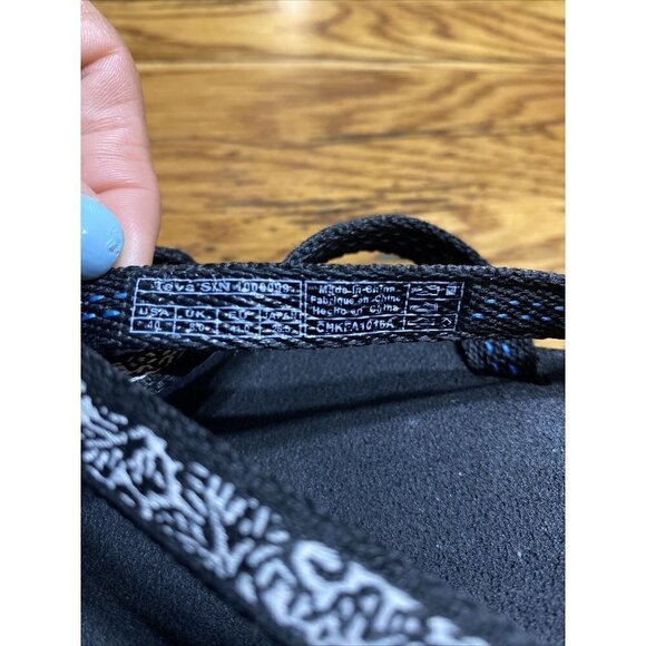 Teva Women's Mush Mandalyn Ola Flip Flop Size 10 Black Floral Strappy Wedge - Picture 5 of 7